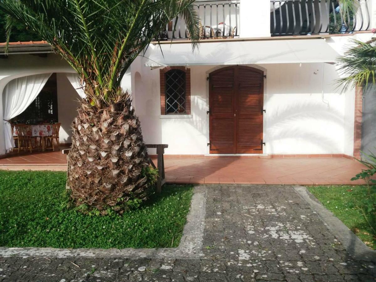 Da Adria Al Corvenale - Casa Vacanze Carrara - Vila Exterior foto