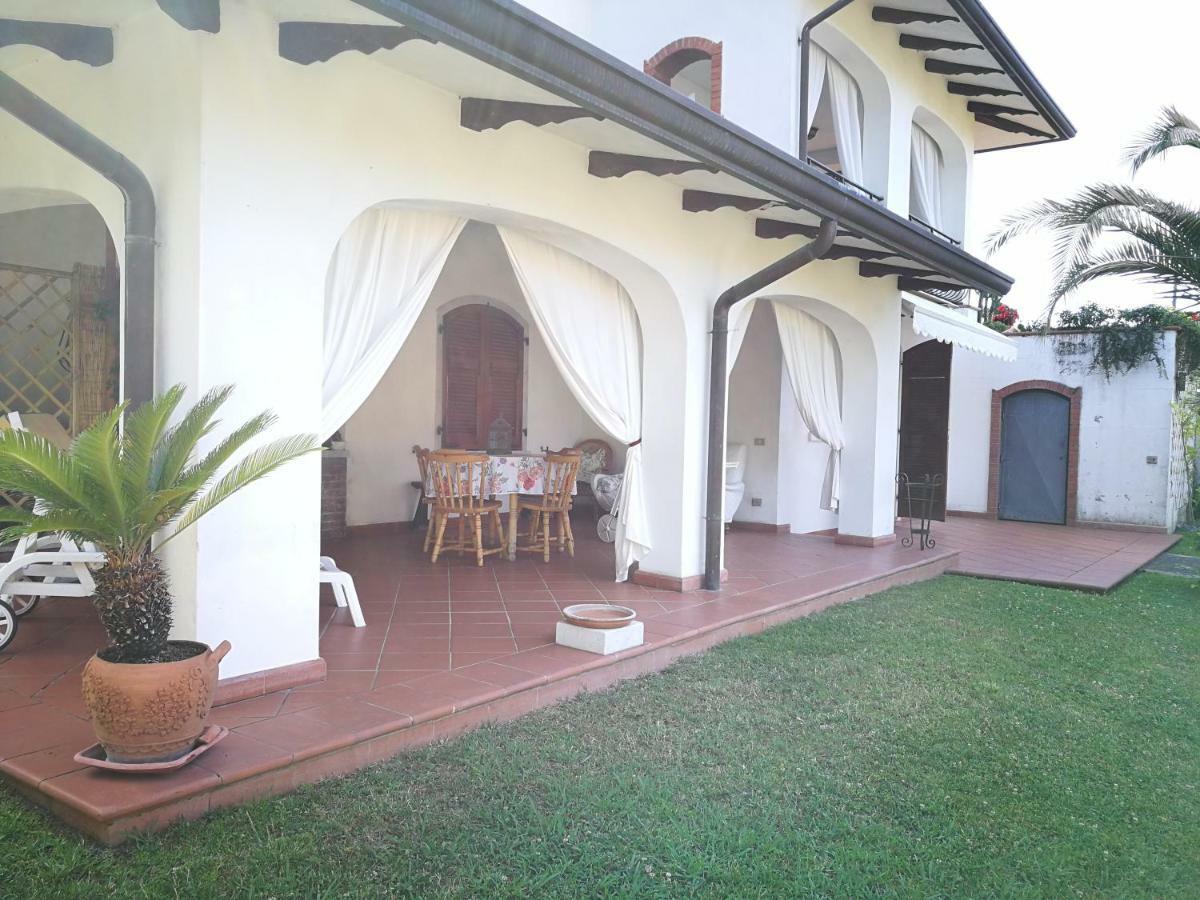 Da Adria Al Corvenale - Casa Vacanze Carrara - Vila Exterior foto